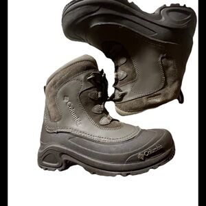 Columbia greyish brown size 5 youth high top lace up waterproof winter boots!